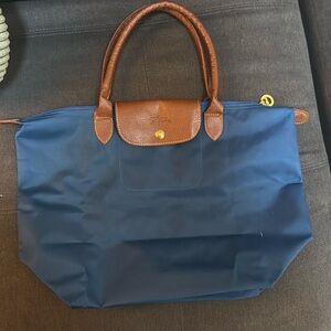Blue tote bag